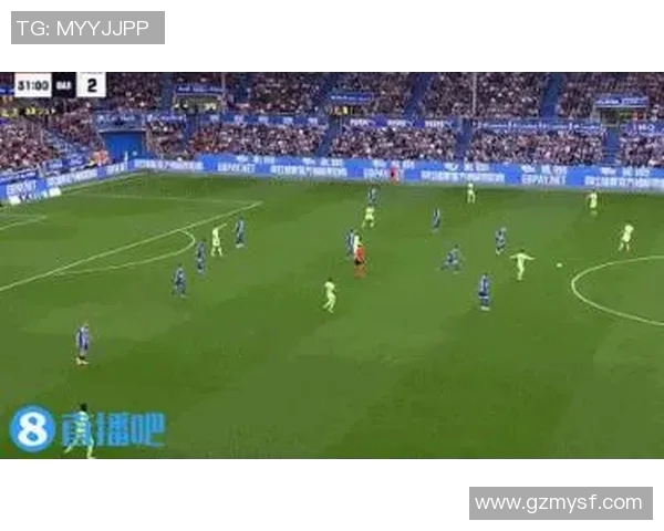 欧冠小组赛:皇马领跑积分榜,哈兰德梅开二度莱万帽子戏法